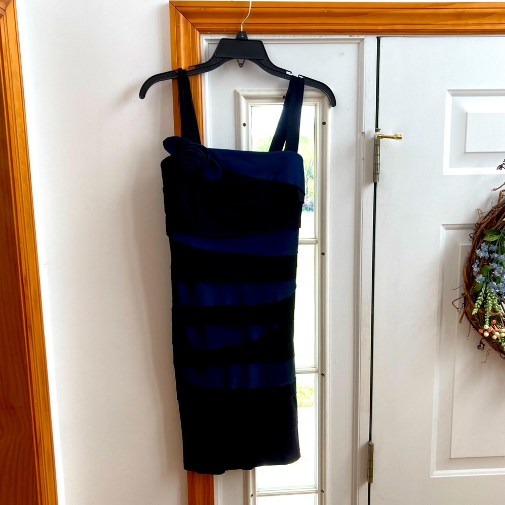 Enfocus Studio Dress - Picture 2 of 5
